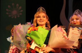 Титул "Мисс Пышминская красавица 2019" получила старшеклассница из с.Трифонова Алина Медведева