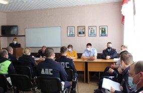 Сотрудники  Пышминской полиции провели совместный инструктаж с председателем избирательной комиссии