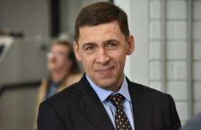 Губернатор Свердловской области Евгений Куйвашев поздравил уральцев с Пасхой