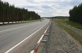 Благодаря дорожному нацпроекту в Свердловской области отремонтируют 54 километра дорог к сельским территориям
