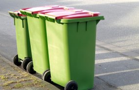 Более 100 миллионов рублей на закупку контейнеров для раздельного сбора мусора получит Свердловская область