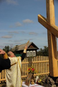 Освящение поклонного креста в деревне Речелга 15
