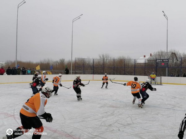 Хоккейный турнир памяти Евгения Гурньянова прошёл в Пышме