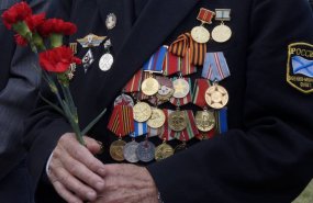  В преддверии празднования Дня Победы свердловские ветераны Великой Отечественной войны получат  ежегодную выплату в размере 10 тысяч рублей