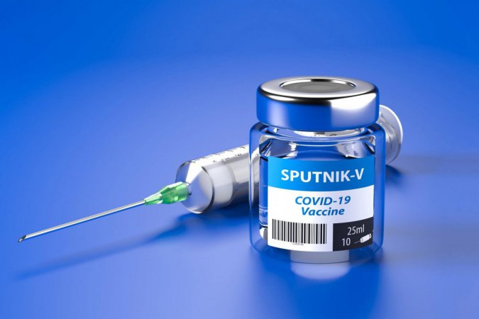 Эксперты отметили значимость вакцинации подростков в победе над COVID-19