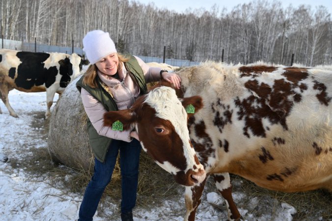 В Свердловской области появится отель для коров. Выпускникам второго потока свердловской «Школы фермера» вручили дипломы