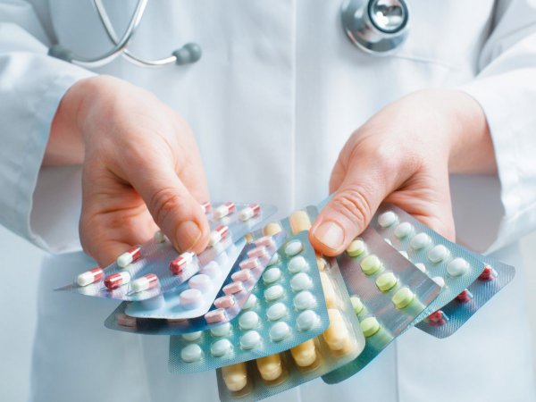 Кабмин РФ упрощает регистрацию лекарств до конца 2023 года