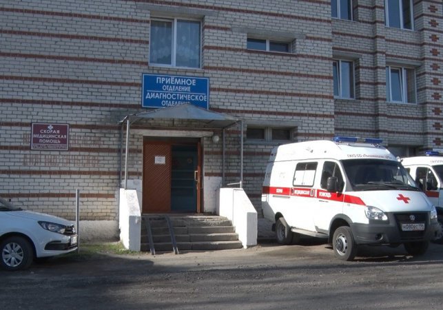 Глава Пышминского городского округа поздравил работников скорой медицинской помощи с профессиональным праздником