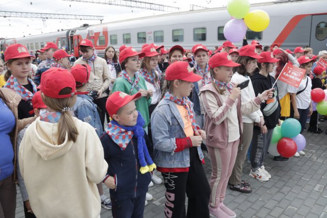 Пышминские школьники отправилась на Черноморское побережье на «Поезде здоровья»