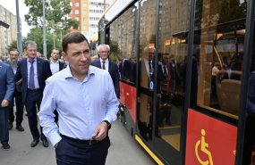 Евгений Куйвашев открыл первый в России межмуниципальный трамвайный маршрут «Верхняя Пышма — Екатеринбург»