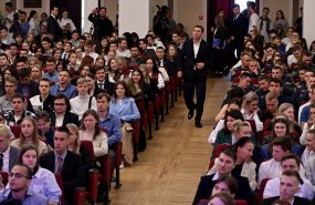 Уральские студенты расспросили Евгения Куйвашева о программе поддержки студенчества «Кампус»