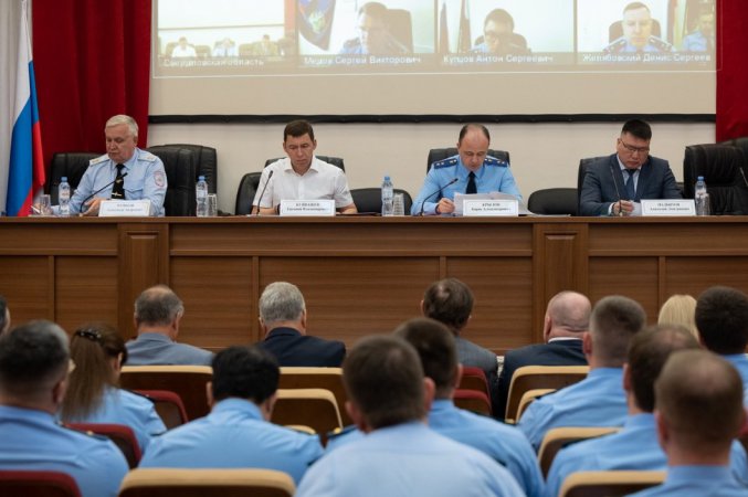 Евгений Куйвашев заявил о снижении подростковой преступности в Свердловской области в 2022 году на 10%