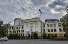 Свердловский областной медицинский колледж начал прием документов от абитуриентов: количество первокурсников увеличится на 12%