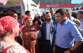 Евгений Куйвашев заявил о дальнейшей всесторонней поддержке Ирбитской ярмарки – одного из главных туристических событий Свердловской области