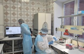 Микробиологическая лаборатория Областной детской больницы пополнилась оборудованием для экспресс-диагностики инфекций