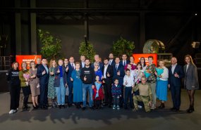 Более 20 членов уральского добровольческого движения отмечены премией «Команда Путина»