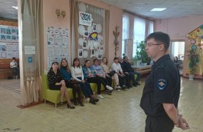 Сотрудники ОМВД России «Пышминский» проводят профилактические беседы в организациях Пышмы