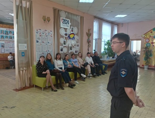 Сотрудники ОМВД России «Пышминский» проводят профилактические беседы в организациях Пышмы