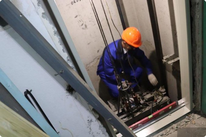 Свердловские власти направили уже 16 млн руб на поддержку нового механизма финансирования замены лифтов